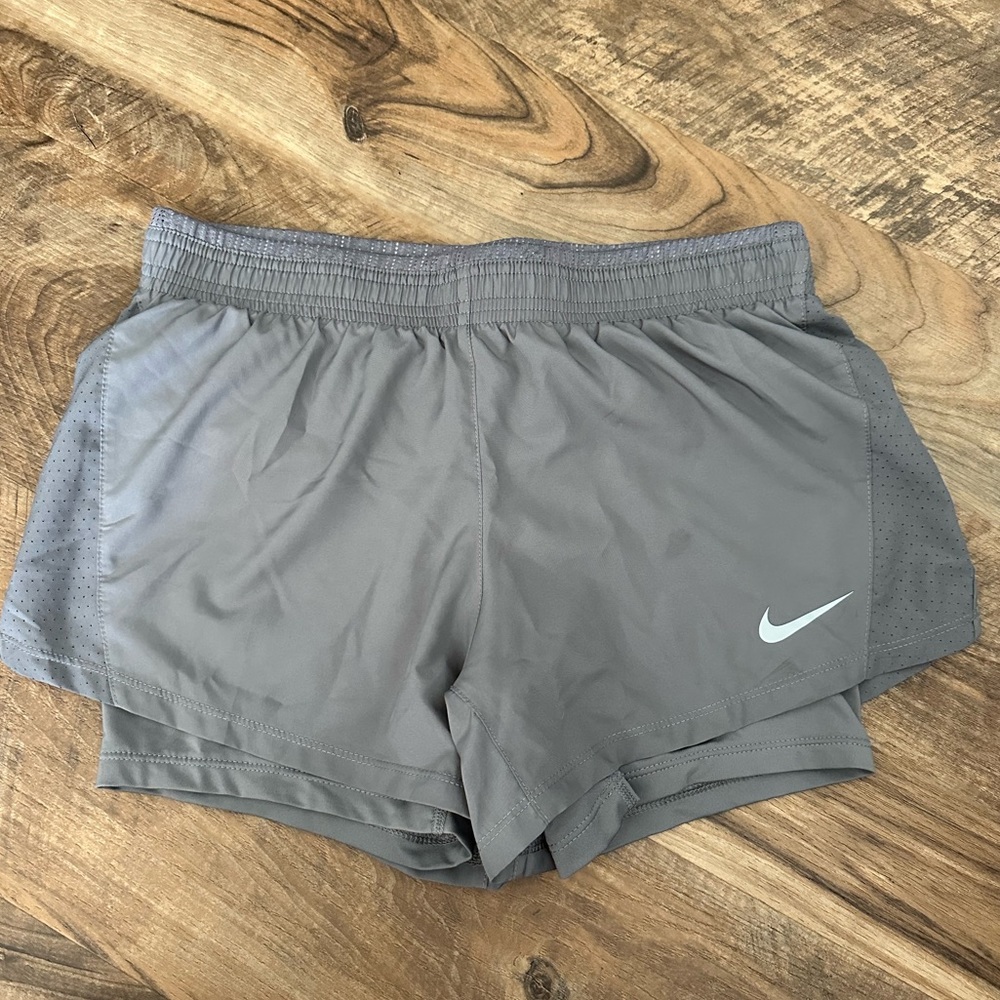 NWOT Nike running shorts